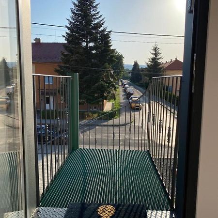 Empero Apartments Bardejov 1 المظهر الخارجي الصورة
